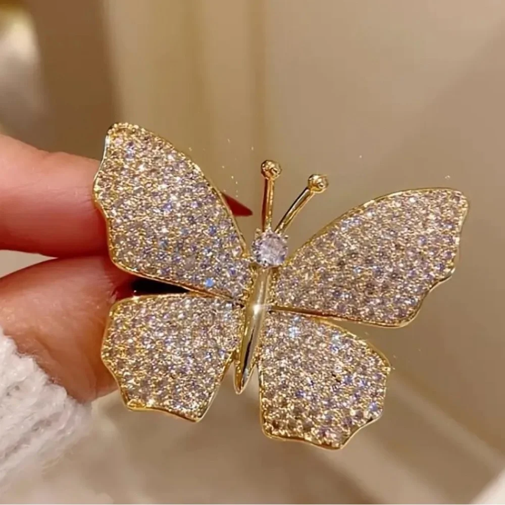 Gold Tone Butterfly Brooch with clear crystals - Picture 1 of 2